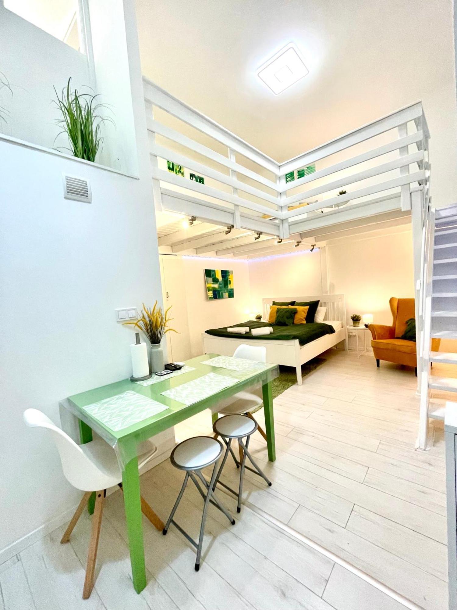 Teresian Apartment Near The Andrassy Street Free Air Conditioner Free Coffee Βουδαπέστη Εξωτερικό φωτογραφία