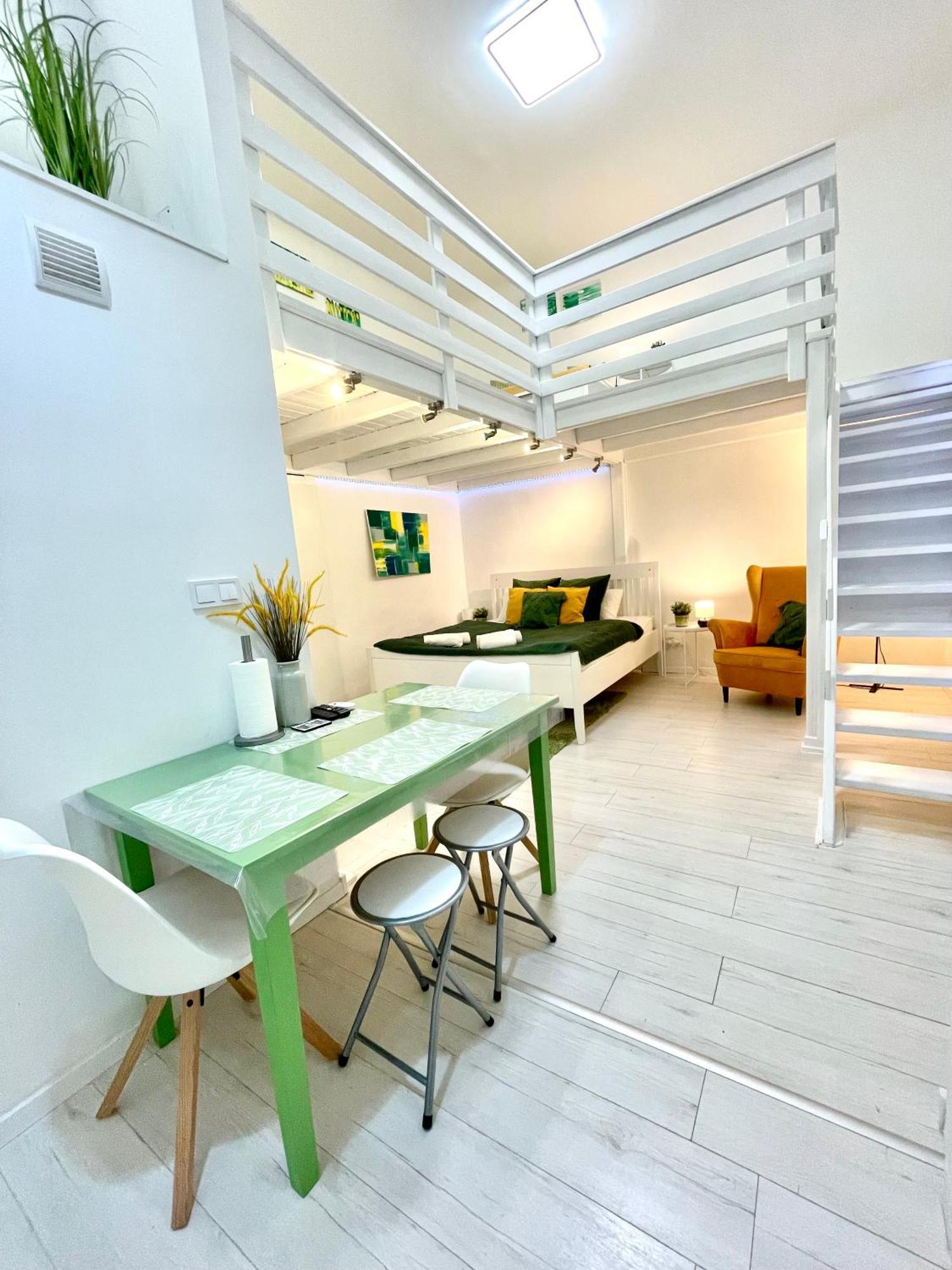 Teresian Apartment Near The Andrassy Street Free Air Conditioner Free Coffee Βουδαπέστη Εξωτερικό φωτογραφία