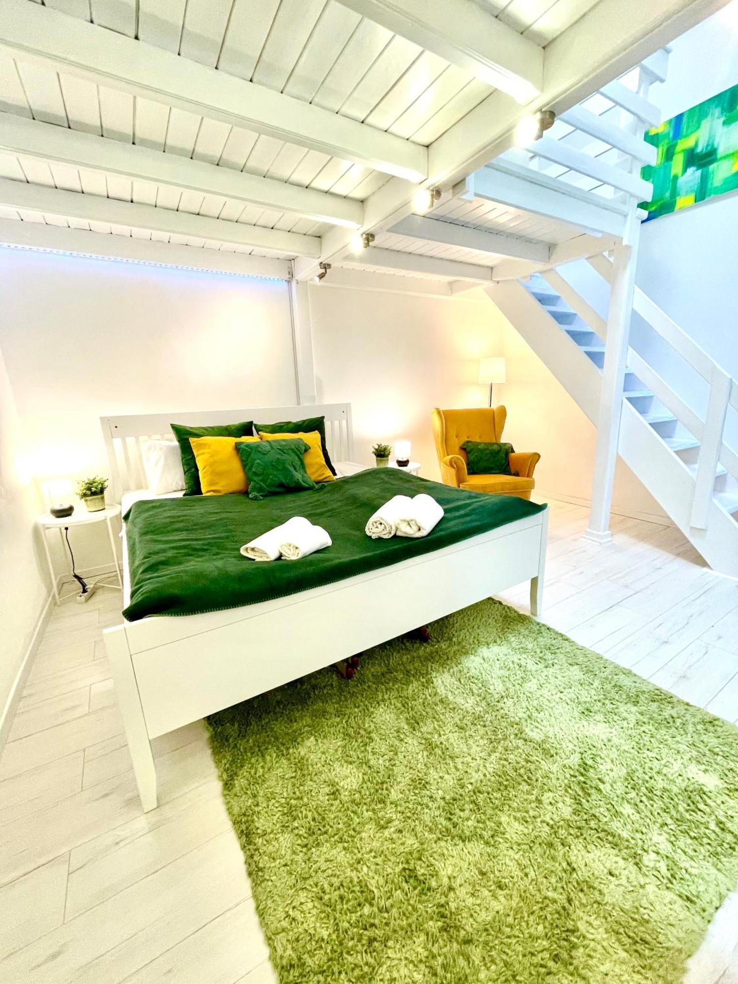 Teresian Apartment Near The Andrassy Street Free Air Conditioner Free Coffee Βουδαπέστη Εξωτερικό φωτογραφία